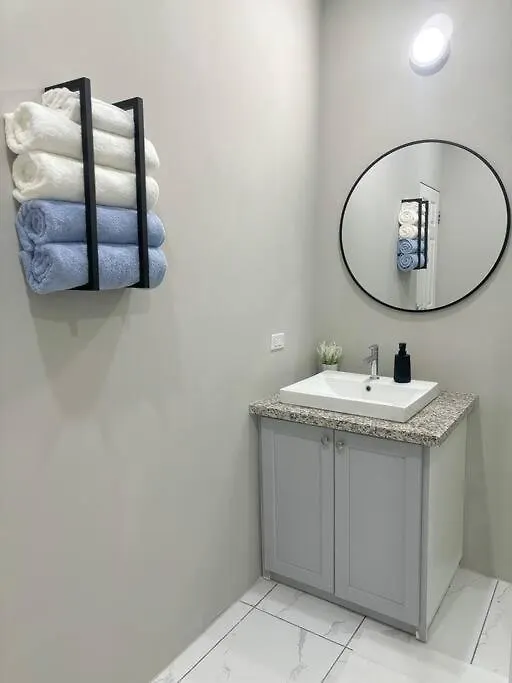 Lux Casa Tt- Stylish 2 Bedroom Condo With Pool Piarco Trinidad And Tobago